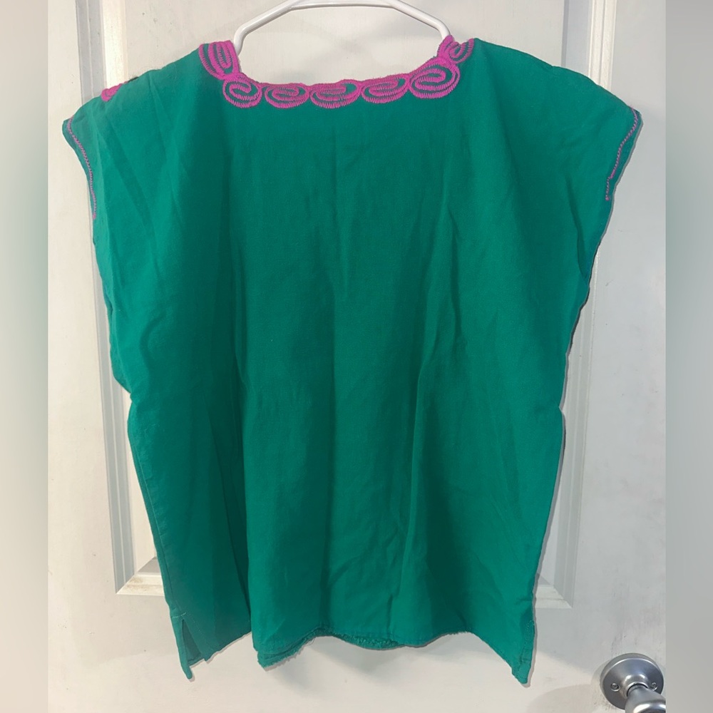 Unique Embroidered Mexican Blouse - Picture 4 of 4